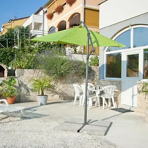 https://apartments-mauri.in-istria.net