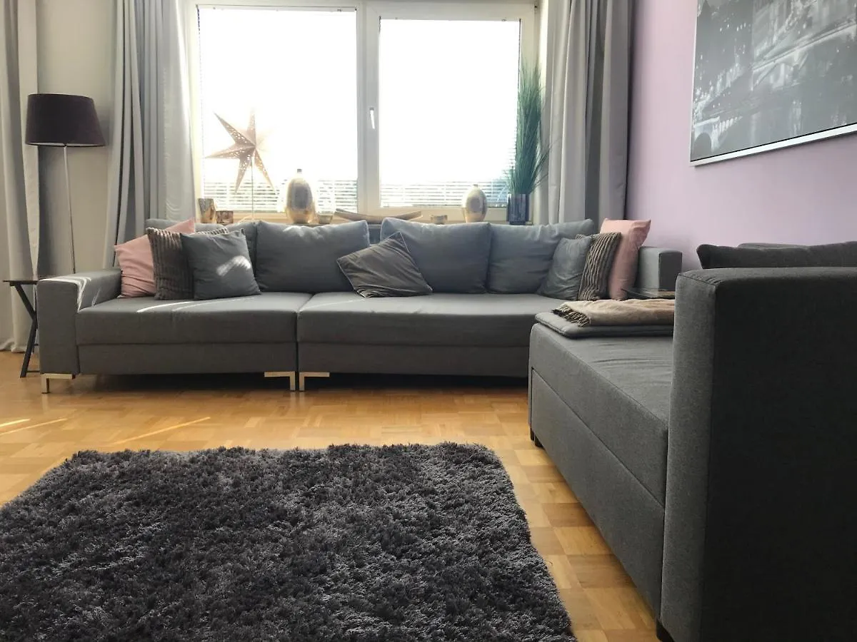 Ferienwohnung Gemütliches Zuhause im Dachgeschoss am Königsplatz München